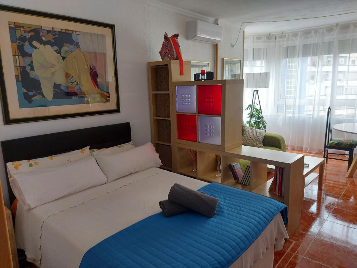 Appartamento Acogedor Estudio En El Centro Torremolinos Esterno foto