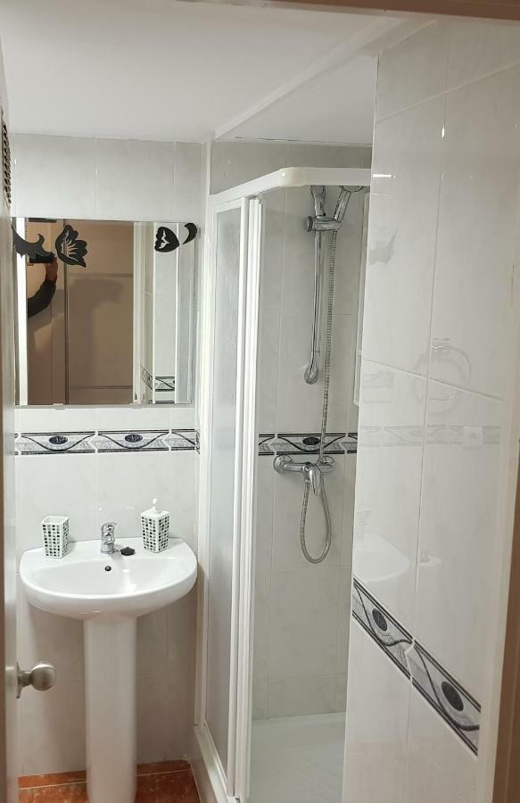 Appartamento Acogedor Estudio En El Centro Torremolinos Esterno foto